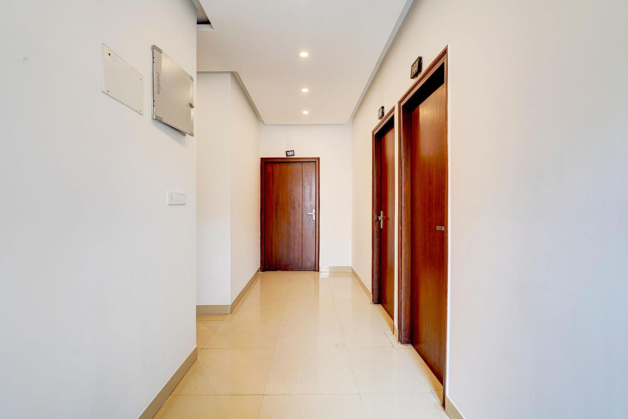 Townhouse Hebbal Bhadrappa Layout 벵갈루루 외부 사진